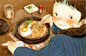 【视觉精选】水彩总是那么自然灵活，日本插画师木村いこ的作品清新质朴，笔下的画面常常是我们记忆中熟悉的场景，描绘出的是一幅幅邻家儿童的情感世界，亲切自然，而且许多主题都是与美食相关的，让人赏心悦目。附： 31款水彩ps笔刷下载→http://t.cn/zH96255