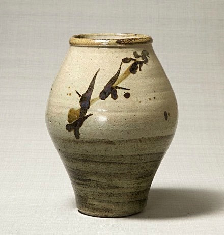 濱田庄司（1894-1978），东京高等...