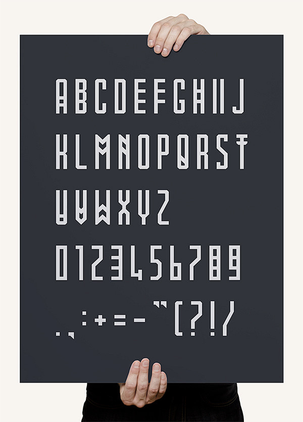 Mowai font on Behanc...