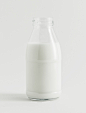 牛奶；牛奶瓶