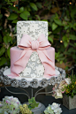 #Cake | Love that bow! More Inspiration on SMP -  http://www.StyleMePretty.com/california-weddings/orange-county/2014/01/23/downton-abbey-wedding-inspiration-at-the-french-estate/ True Bliss Photography