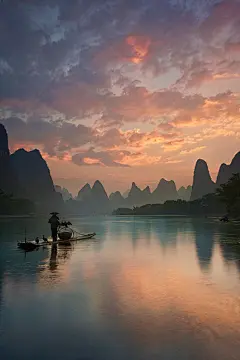 桂林漓江的早晨。