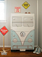 DIY Projects: Woman Finds $5 Garage Sale Dresser And Gives It A ...