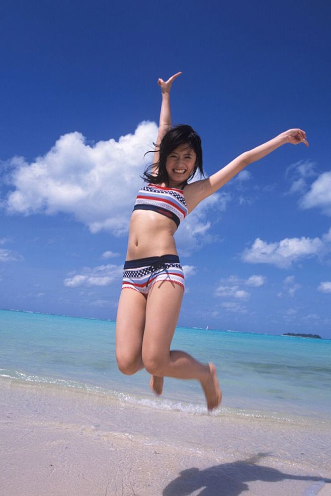 Narumi Konno 近野成美《なるっと》写真集[For-side] 21