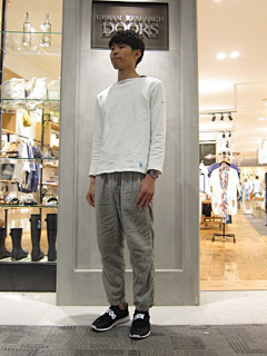 9930560d0bf34ade9bd9e1f42c00cf82采集到Shoes&Pants【done】