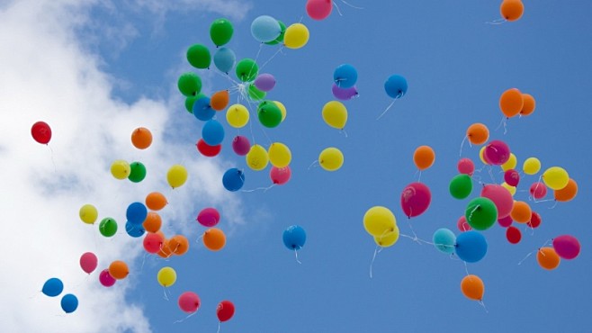 缤纷美丽的气球图片