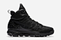 率先預覽 Nike ACG Lupinek Flyknit 最新「Triple Black」配色 : 黑魂更显强大机能。