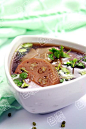 如何做绿豆糯米藕猪皮汤的做法