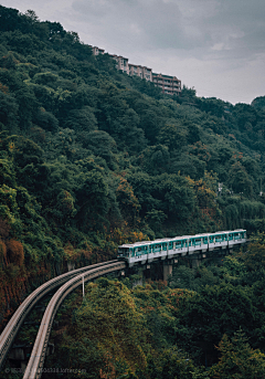 壞胚子采集到列車節節