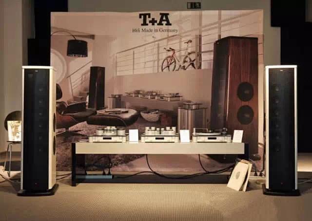 T+A elektroakustik
音...