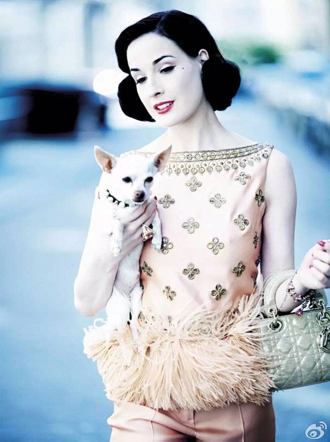 风情万种的复古舞娘 Dita Von T...