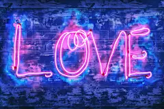 立体love英文发光字母背景图片