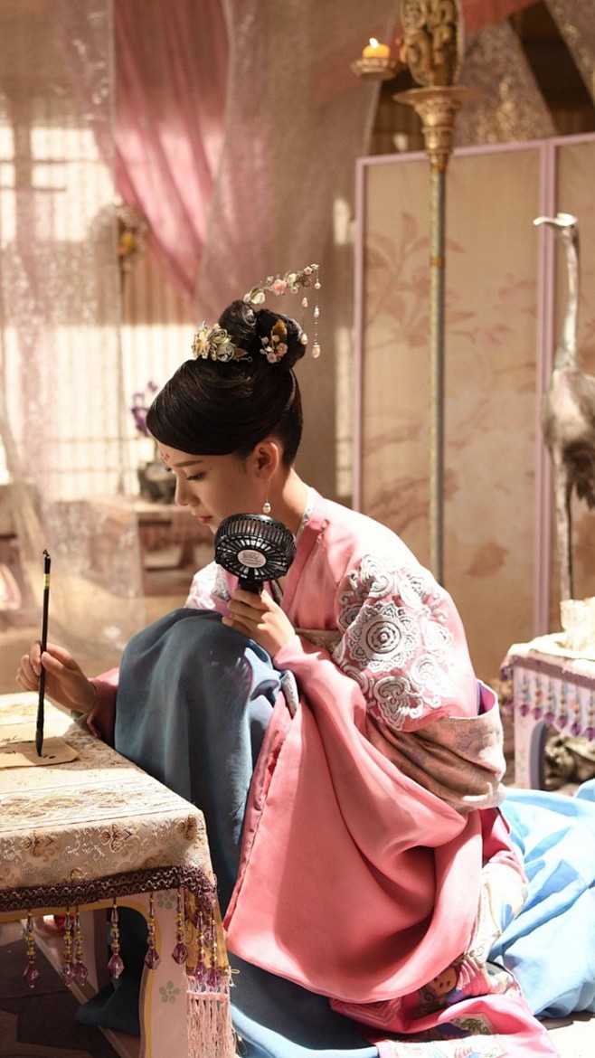 柜中美人胡飞鸾陈瑶