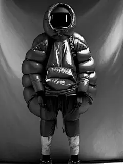潮流视觉/ MONCLER GENIUS 23智能ai秀