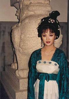 丶小满采集到这里有妹子