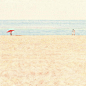 Impressionistic Scenes by Lee Kyutae

The pencil drawings of Lee Kyutae, aka Kokooma (here on Behance), are very delicate yet they implement a wide color palette. A Korean illustrator and animator, Lee uses a low-detailing technique in order to focus on d