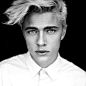 【Lucky Blue Smith】