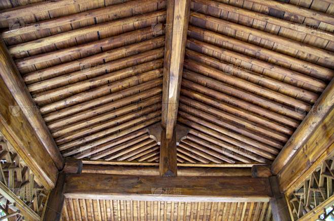 屋顶横梁,建筑业,山脊,水平画幅,木制,无人,天花板,房屋,支撑,摄影