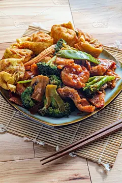 中国苏胶馄饨晚餐