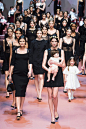 最溫情的便是母愛：Dolce & Gabbana 2015秋冬秀場