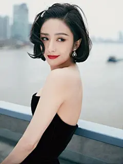 性感美女手机壁纸_万象图片搜索_wanxiangsucai.com