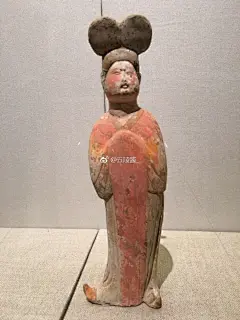 一不小心……
做了一堆表情包……
@西安博物院 馆藏陶俑真的太可爱了嗷！
给你们我的小心心ღ( ´･ᴗ･` ) 2西安·西安博物院 ​​​​