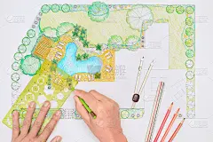 景观设计师为别墅设计后院平面图