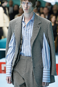 gucci fall 2018 ready-to-wear fashion show :.