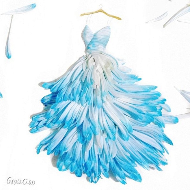 新加坡服装设计师Grace Ciao用花...