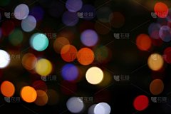 城市景观照明的夜晚模糊的背景纹理_5100794411