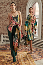 Oscar de la Renta Pre-Fall 2019 Fashion Show : The complete Oscar de la Renta Pre-Fall 2019 fashion show now on Vogue Runway.