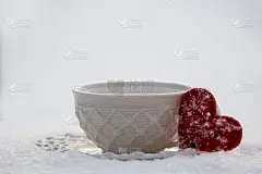 情人节红心。节日情人节卡片与副本空间。