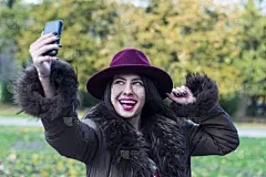 自拍,派克大街,女孩,休闲活动,仅成年人,青年人,冬衣,魅力,冬天,商务