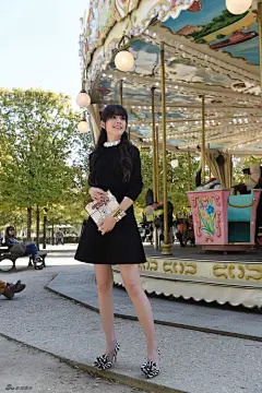 【郭碧婷巴黎时装周甜美街怕】壁纸 明星 美女 女神 服饰 写真 画报 妆容