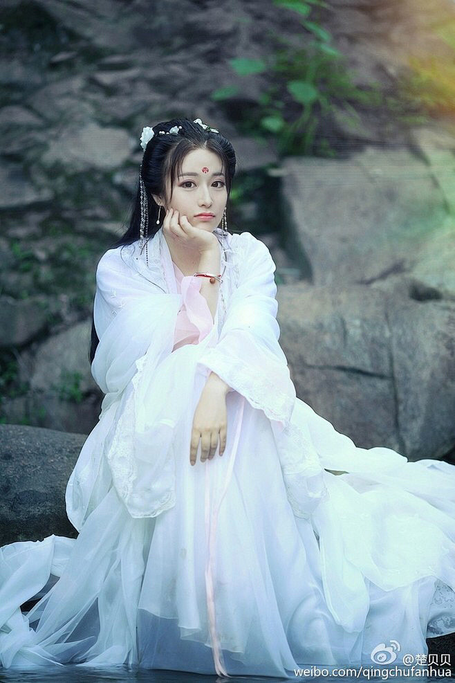 来自相册古装美女