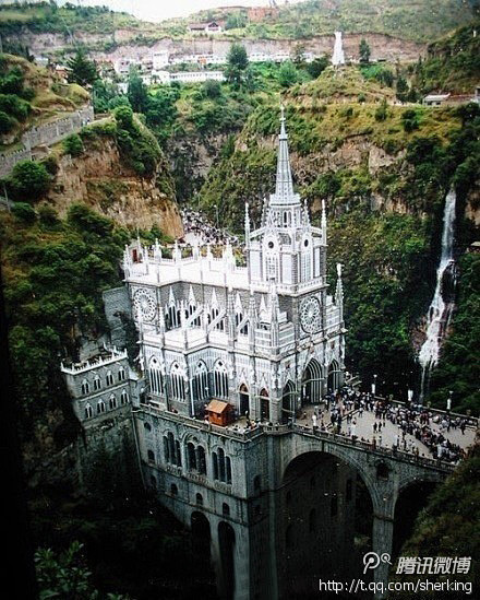 哥伦比亚Las Lajas教堂