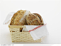 新鲜食材-竹篮中的面包