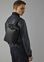 ‎‎‎ ‎男士‎ ‎粒面小牛皮腰包 ‎ | 阿玛尼‎Giorgio Armani ‎ : ‎‎‎阿玛尼 ‎Giorgio Armani ‎ ‎男士‎ ‎粒面小牛皮腰包 ‎ 有着精良材质和设计感。欢迎在官方在线商城了解更多。