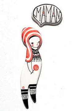 木偶走天涯｜化作动漫版的人物形象，可爱可亲，再转化为生活中的装饰品，这便是生活的艺术，创意是创作的最大特色，生活是创意的源泉。头像陶瓷饰品，别针，装饰相框，项链坠子，勺子等，手巧描画着人物的不同表情，神态，将人物情景化，非常呈现出生活的人物现状，以上是韩国陶瓷设计师MinLee的陶瓷作品《人物》。转自/木偶走天涯