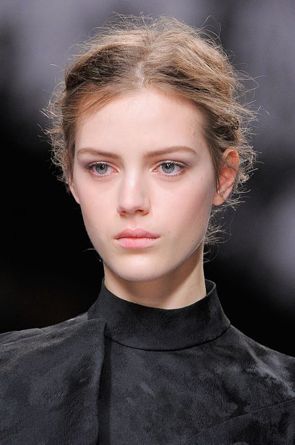 Esther Heesch  仙女颜 ​...