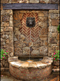 Wall fountain design
