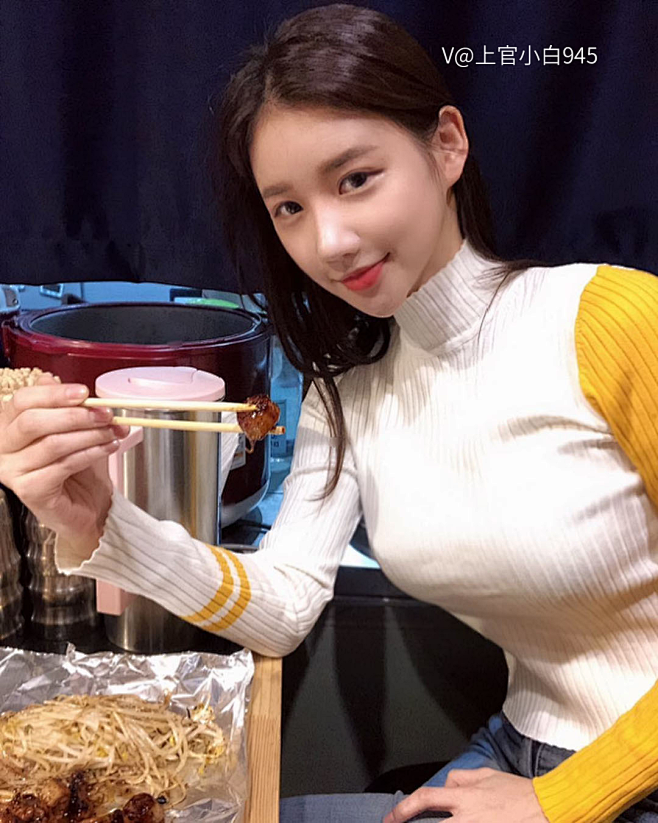 韩国网红美女美玲元优美曲线合集(86张)