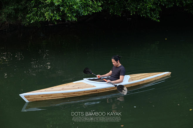 DOTS KAYAK