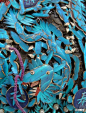 【点翠工艺】中国一项传统的金银首饰制作工艺。 它是首饰制作中的一个辅助工种，起着点缀美化金银首饰的作用。翠，即翠羽，翠鸟之羽。点翠是我国传统的金属工艺和羽毛工艺的完美结合，先用金或镏金的金属做成不同图案的底座，再把翠鸟背部亮丽的土耳其蓝色的羽毛仔细地镶嵌在座上，制成各种首饰器物。
