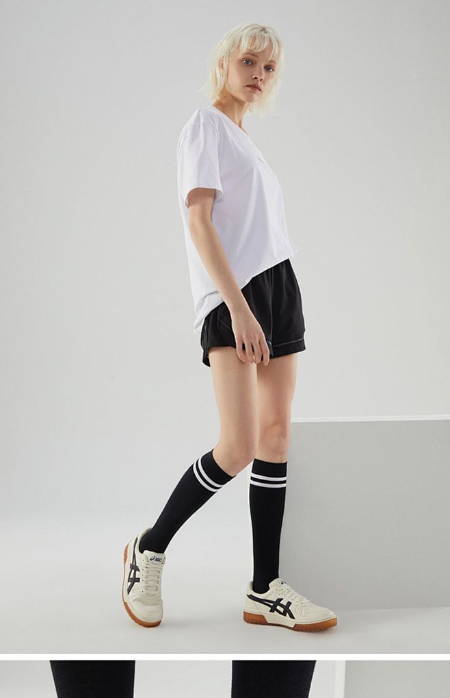 ASICS亚瑟士情侣板鞋COURT MZ...