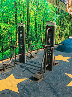怪尚叔采集到【成人活动场——地】