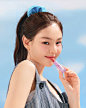 "✨ NEW LAUNCH 3CE NEWTAKE PURE PAIRING 
부드럽고 가벼운 텍스처로 입술을 보송하고 편안하게 연출해 주며
레이어링 할수록 깊이감을 더하는 3CE SOFT MATTE LIPSTICK
더할수록 맑게 차오르는 청초한 무드의 유스풀 핑크레드 # BETTER MOOD
#3CENEWTAKEPUREPAIRING #3CE뉴테이크퓨어페어링
#3CESOFTMATTELIPSTICK #3ce #3cestylenanda
