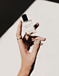 Perfume for hand modeling