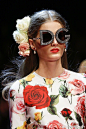 高级时装超话Dolce & Gabbana | 花团锦簇的西西里#高级 时装#  ​​​ ​​​​