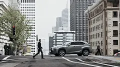 高清晰雷克萨斯-NX 300h城市越野车SUV汽车壁纸图片